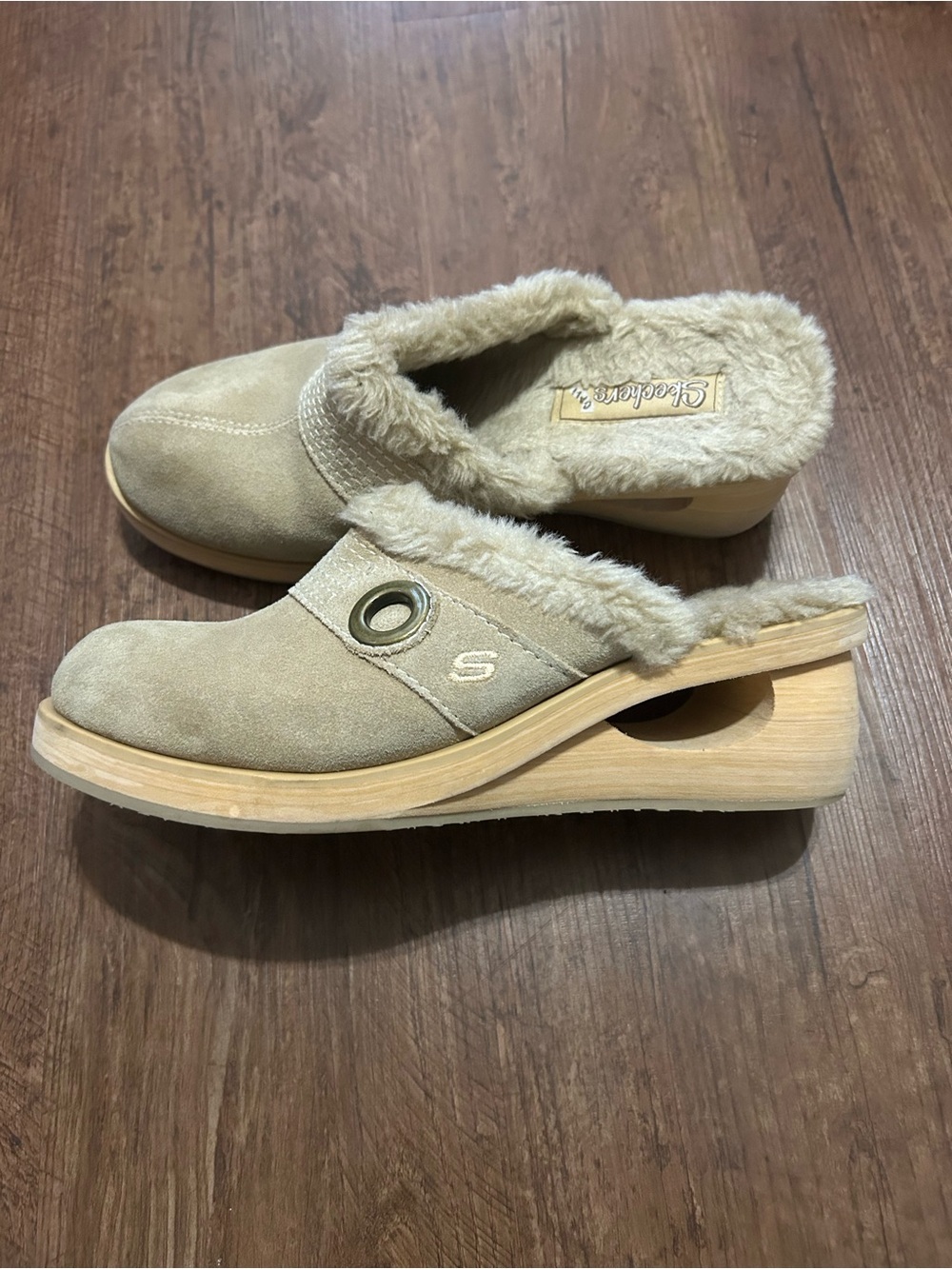 Skechers Beige Suede Faux-Fur Clog Mule